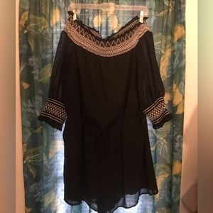 Belle Sky Black Sheer Sleeve Romper Size XL